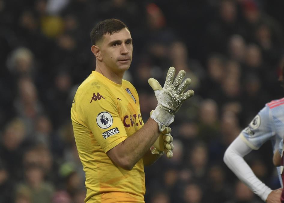 GOLMAN ARGENTINE NA RADARU "STARE DAME": Juventus ne želi da plati 10 miliona evra za Martinesa