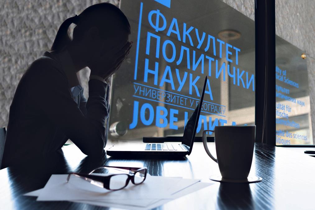 "KO IDE NA PROTEST PRVI ODGOVARA NA ISPITU I DOBIJA 10" Studenti FPN i Pravnog otkrili: Profesori blokaderi dobacivali nam ĆACI, pitaju 'Ko vrši represiju'