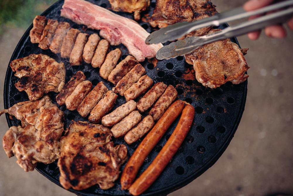 Ako pravite roštilj za Prvi maj, ovo morate da probate: Marinada zbog koje će svi hvaliti vaše meso!