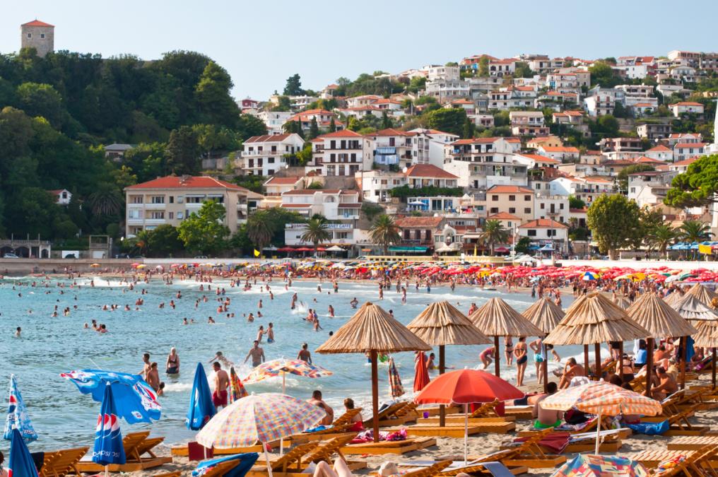 Opasnost za turiste na Jadranu: Otrovna riba sa "krilima" i bodljama snimljena nadomak plaže - njen ubod izaziva paklene bolove