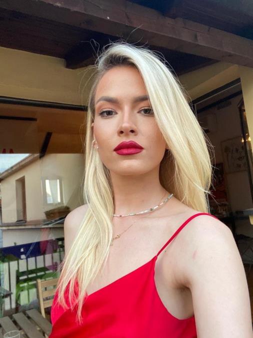 "JELA SAM JEDNOM U PAR DANA, IMALA SAM 37 KILOGRAMA" Potresna ispovest Ksenije Bujišić o borbi sa anoreksijom: Danas je otkrila kroz kakav je pakao prošla