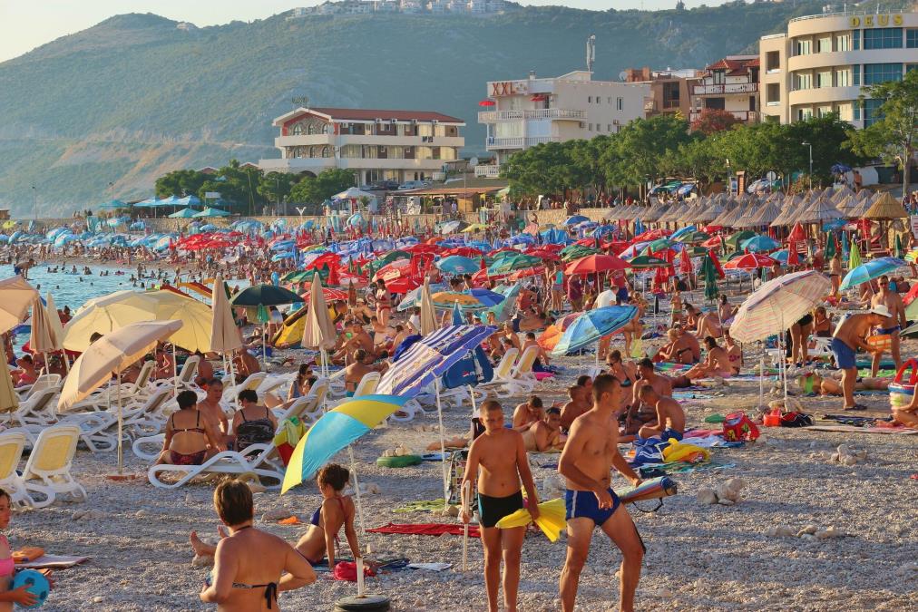 Ako ovo uradite na letovanju, kazna ide i do 1.000€: Turisti moraju da poštuju novo pravilo - nema tolerancije