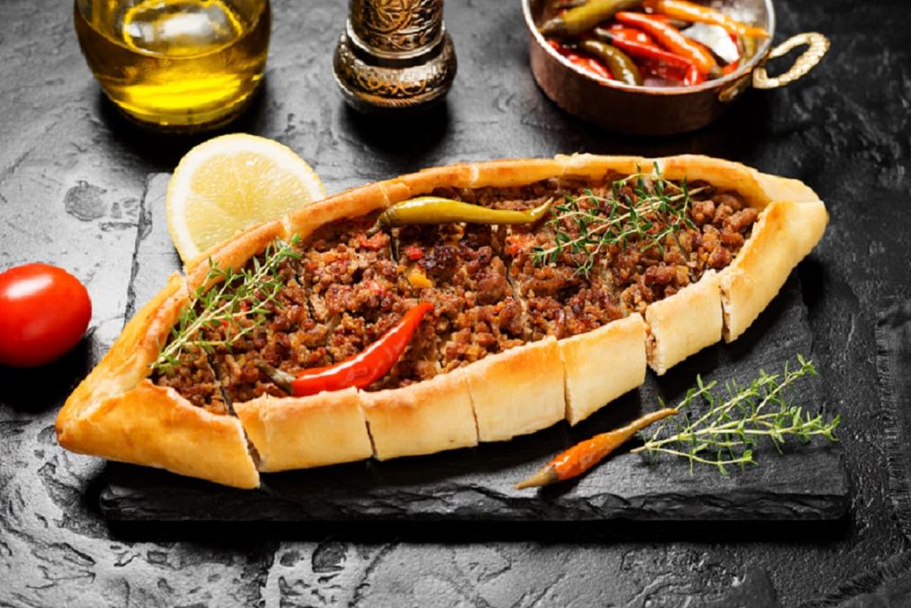 Da li ste probali turski pide? Specijalitet koji je osvojio Evropu, evo kako da ga pripremite