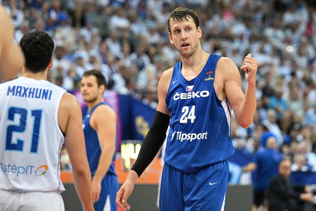 RIVAL SRBIJE ŽESTOKO OSLABLJEN NA EVROBASKETU: Jan Veseli propušta Evrobasket!