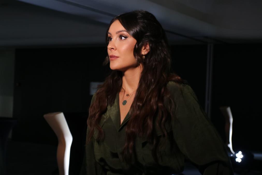 Dragana Mićalović pokazala kuću u rodnom Leskovcu: U njenoj oazi mira buja zelenilo "Naš ritual i stočić. Dom" (FOTO)