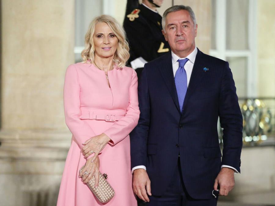 Đukanović prekršio zakon zbog poklona za put u Dubai 2010, utvrdila Agencija