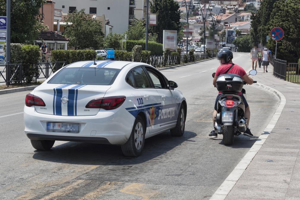 SAOBRAĆAJNI HAOS U CRNOJ GORI: Za 24 sata 22 nezgode, devetoro povređeno