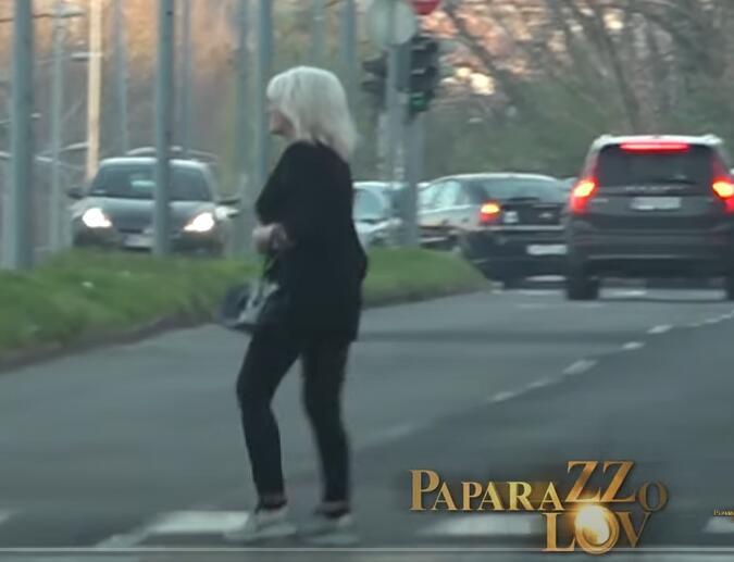 PEVAČICA SELA U KRILO OŽENJENOM, PA DOBILA ŠAMAR OD NJEGOVE ŽENE! Pukla bruka na estradi, nakon toliko godina isplivao ozbiljan skandal