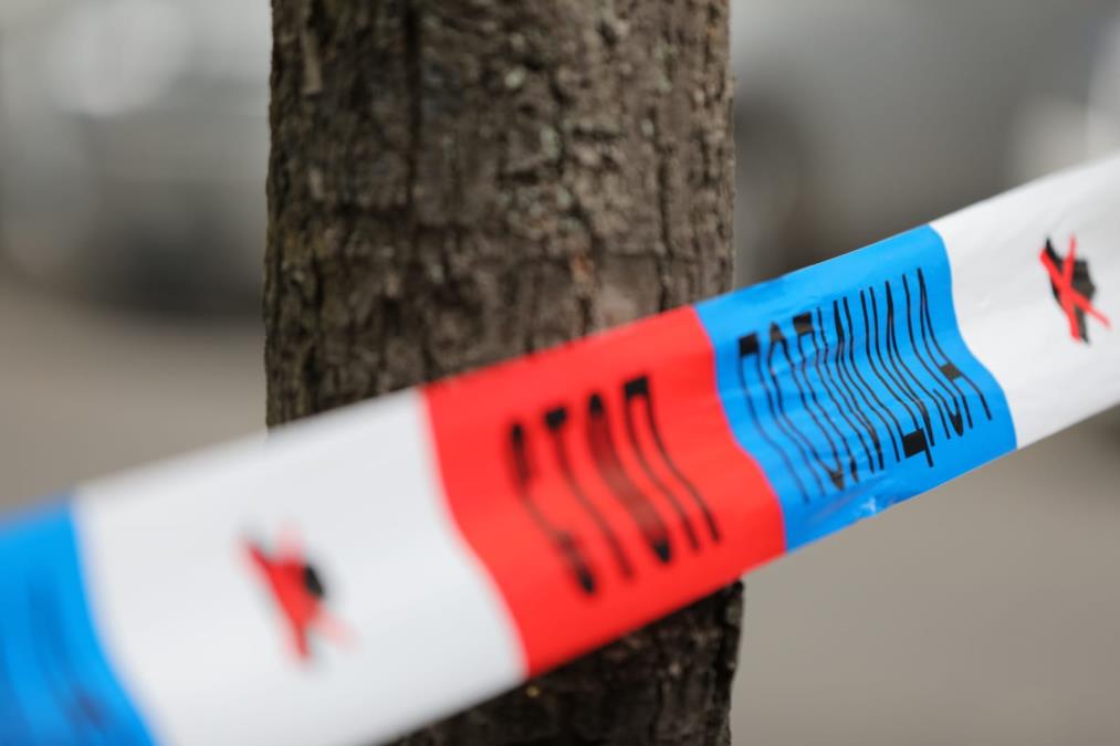 JEZIVA TRAGEDIJA U BALKANSKOJ ULICI! Muškarac stradao posle pada sa četvrtog sprata, istraga u toku