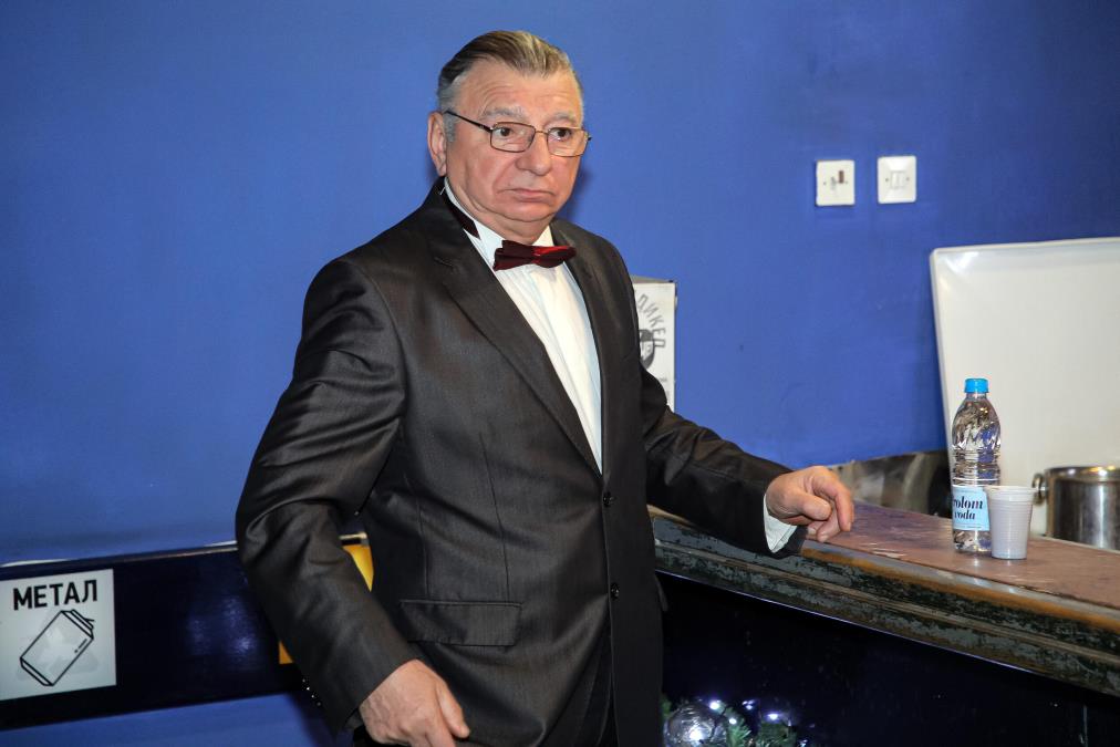 Milenko se razveo u 71. pa se dve godine krio od javnosti: Glumac se selio 12 puta, na kraju završio s bivšom na selu