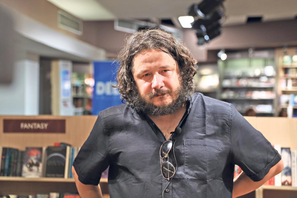 "Beograd je postao moj grad" Muharem Bazdulj o svom životnom putu i prelasku u srpsku prestonicu: "Sarajevo poštujem i volim, ali..."