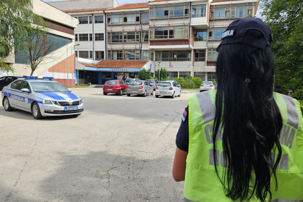 Učenik pretio da će doneti nož u školu! Uplašeni roditelji iz Smedereva rešili da ne šalju decu na nastavu