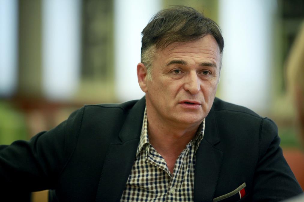 BAZEN, KAMIN, KOŽNA GARNITURA Zavirite na luksuzno imanje Branislava Lečića na periferiji Beograda: Evo koliko naplaćuje dan u ovom raju na zemlji