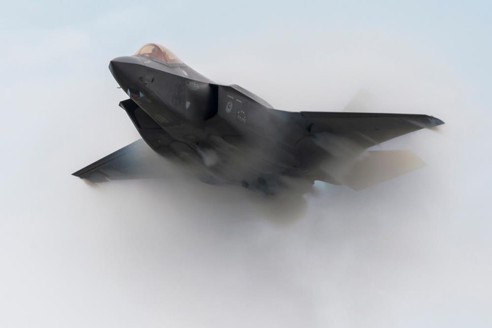 NATO HITNO PODIGAO AVIONE Lovci F-35 krenuli u akciju, Alijansa na nogama