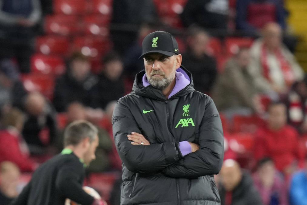 "TO SU BESMISLICE!" Jirgen Klop stavio tačku na spekulacije: "Moj agent je tu, možete da ga pitate..."