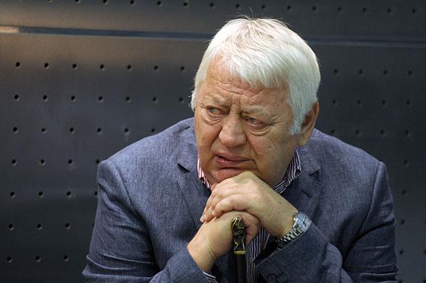 "KADA ZVEZDAŠIMA KAŽEŠ CVELE SVI ZNAJU O KOME SE RADI" Crveno-beli se na emotivan način oprostili od Vladimira Cvetkovića!