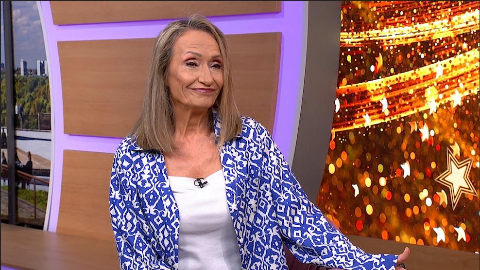 NEĆETE VEROVATI GDE JE USLIKANA POZNATA GLUMICA! Bez šminke i glamura – kao sav normalan svet! (FOTO)