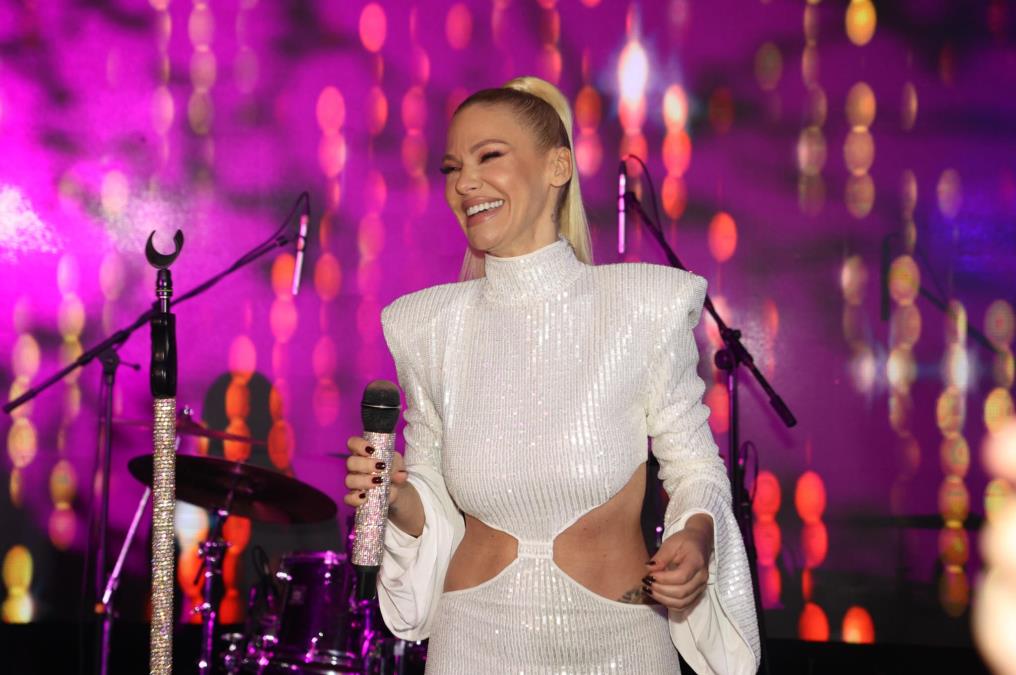 Nataša Bekvalac zasenčila s svojo pojavo in odločitvijo za naraven videz