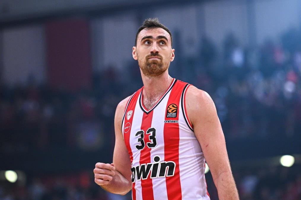 "MILUTINOVA SU BUKVALNO ZAKLJUČALI U KANCELARIJU! Otkriveni šokantni detalji: Kako je propao transfer Srbina u Milano!