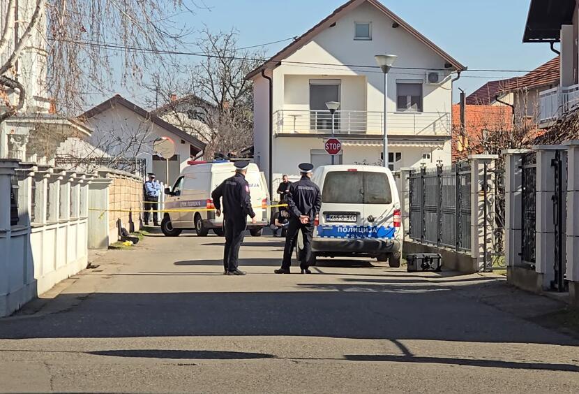 SLAĐAN UDARIO ŽELJKA GLAVOM, OVAJ POTEGAO PIŠTOLJ I PUCAO: Svađa zbog parkinga prerasla u krvavi obraćun, drama u Derventi