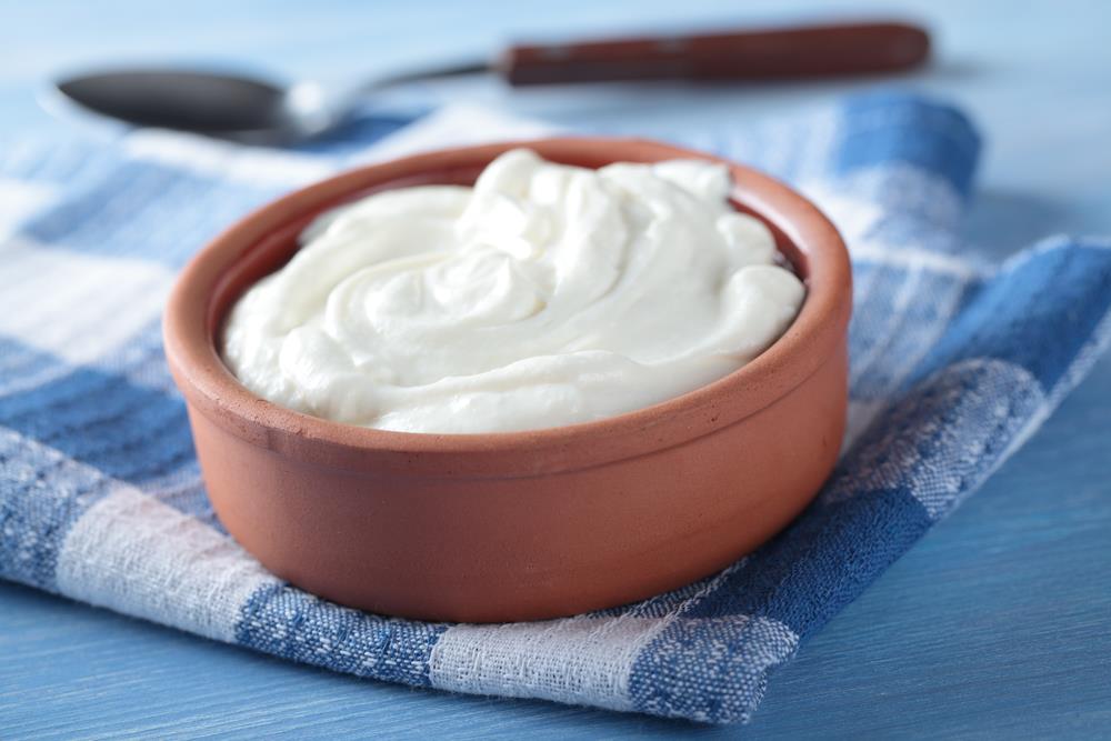 Najbolji recept za domaći jogurt: Pravi se od samo dva sastojka, kremast je i gust kao grčki