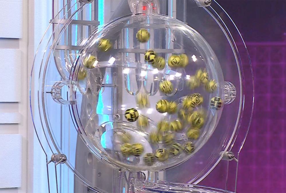 Ovo su izvučeni Loto brojevi večeras: Nema sedmice, troje igrača osvojilo "šesticu"