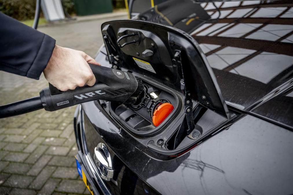 Električni auto nikad nije bio isplativiji: Nemci izračunali koliko se zaista uštedi!