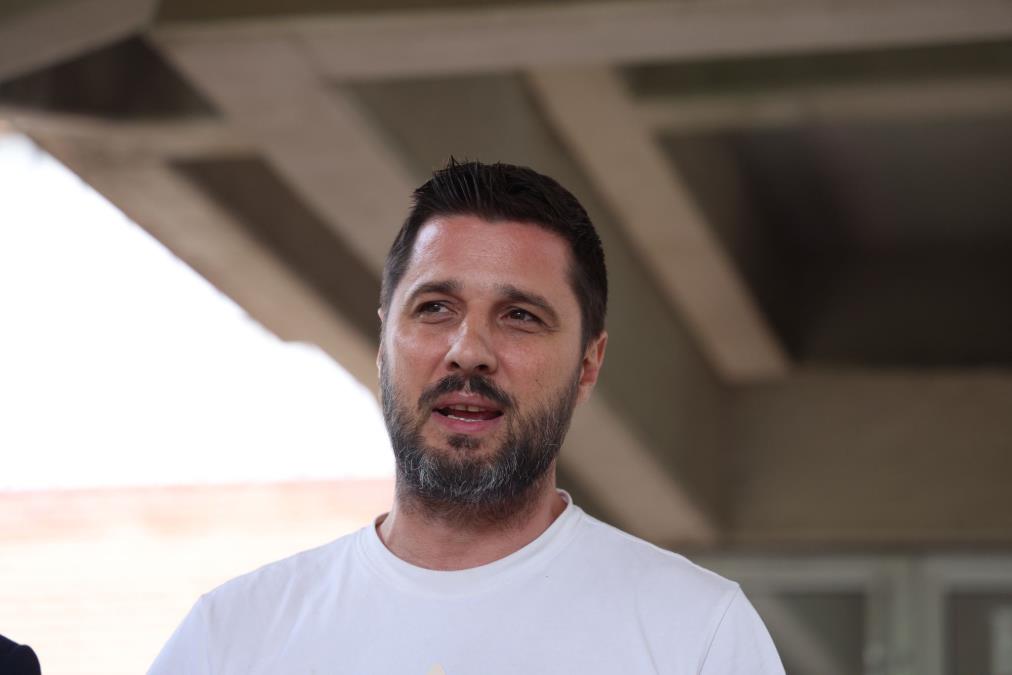 Marko Miljković javno obtožuje soseda zaradi domnevnega maltretiranja