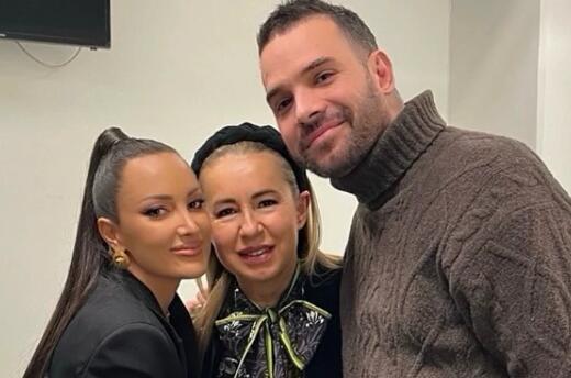SLAVLJE U DOMU ALEKSANDRE PRIJOVIĆ: Nasledinca obučena u roze, oko nje igračke, a ponosna baka se oglasila