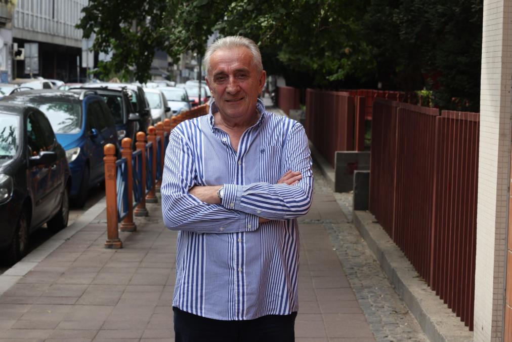 "LAŽ JE DA SAM VOZIO KAMION U AMERICI, ISPORUČIVAO SAM LEKOVE U VENU" Veliki intervju Šekija Turkovića - Otvoreno o svemu, potkačio i estradu: Ne znam ko je Tea