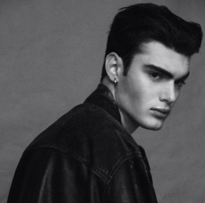 BIO NAJPLAĆENIJI ARMANIJEV MODEL, SPAVAO NA KLUPICI, ZARAĐIVAO DO 6.000 $ DNEVNO: Toma Panić o mračnim tajnama svetskog džet-seta