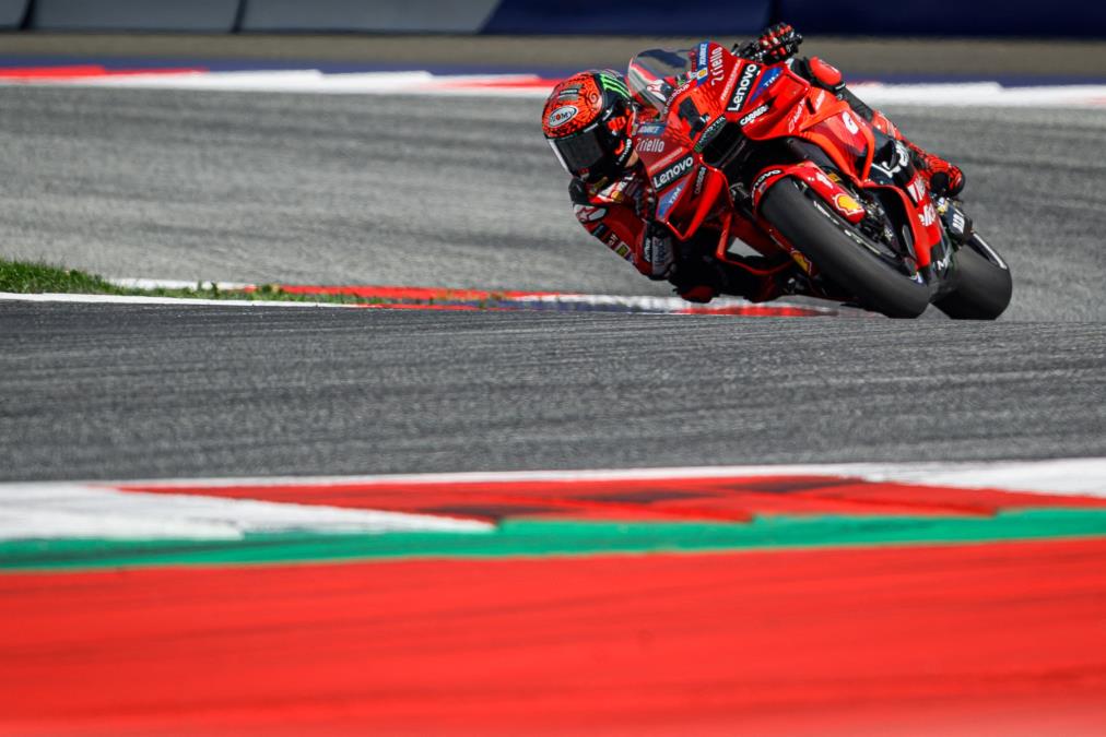 VELIKA PROMENA U MOTO GP-U! Slavni motociklista doneo tešku odluku