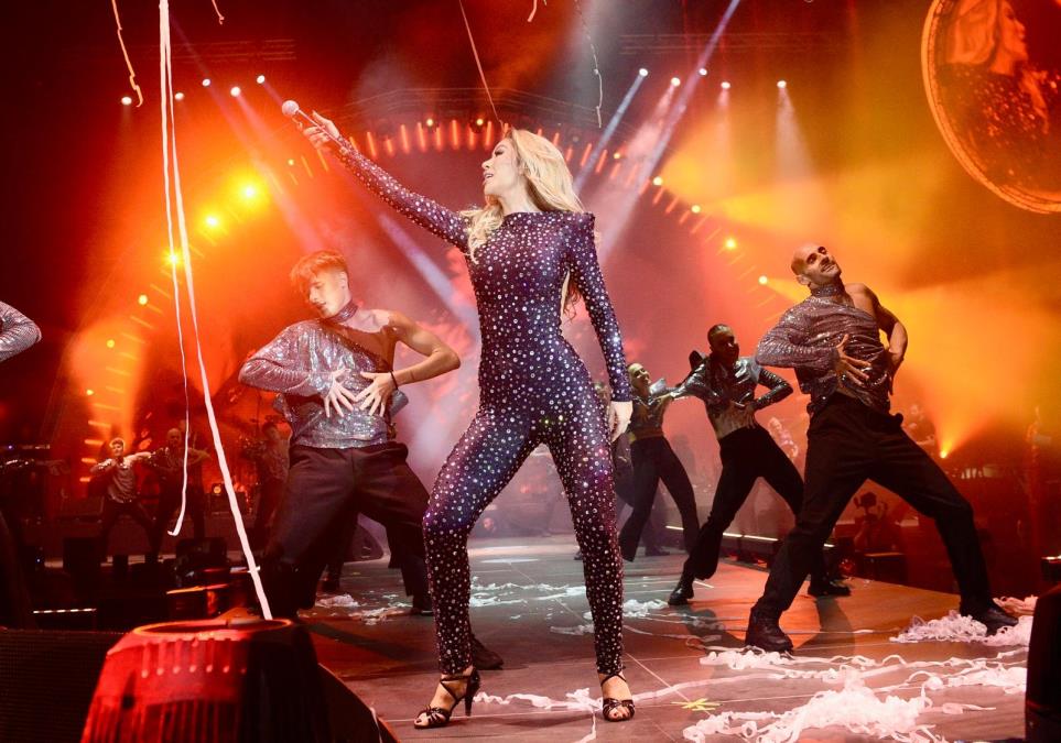 KO BI REKAO DA POSTOJI OVOLIKA KONKURENCIJA? One su najzgodnije pevačice na estradnoj sceni po veštačkoj inteligneciji, ona je broj 1