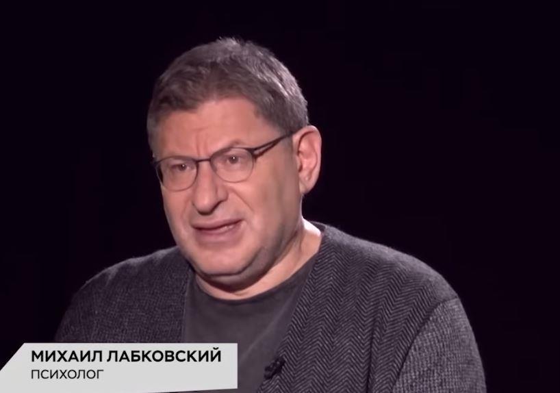 Muškarci ne ostavljaju žene koje rade ove tri stvari: Čuveni psiholog Labkovski kaže da je ovo najbitnije u vezi!