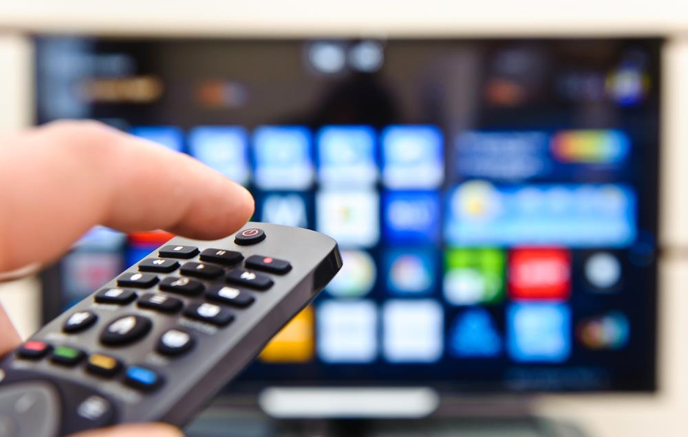Malo ko u Srbiji zna za ovu opciju na TV-u: Jedan klik i telefon je na televizoru!