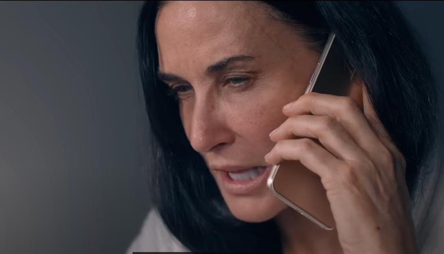 Glumica iz novina saznala da ima brata: Nije ni slutila da njen otac ima drugu porodicu