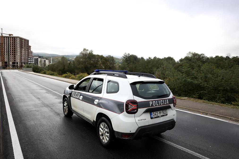 TEŠKA SAOBRAĆAJKA NA MAGISTRALI STOLAC - NEUM! Učestvovalo više vozila, ima povređenih!