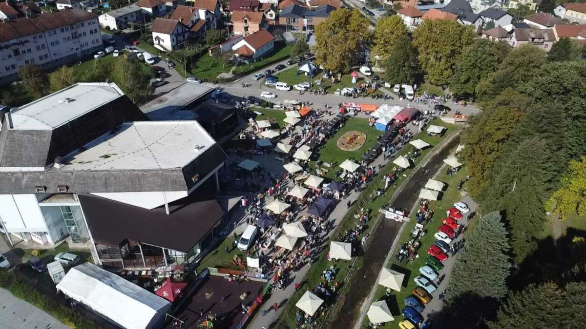 ODLIČNA UČENICA I SPORTSKA SENZACIJA! Anka iz Krupnja ponos škole i reprezentacije Srbije! (FOTO)
