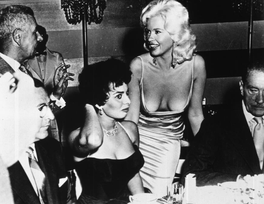 Najveća rivalka Merilin Monro imala je najjeziviju smrt u Holivudu: Glava joj je bila odvojena od tela dok je ležala u lokvi krvi