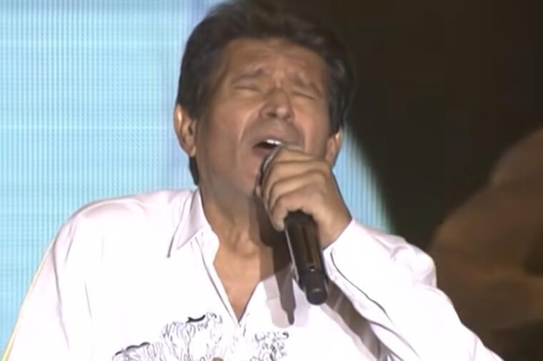 ZA NOĆ PROKOCKAO 50.000 EVRA, DVE ŽENE ZATRUDNELE S NJIM U ISTO VREME, ZBOG ŠOK RAZLOGA UMRO U 61. GODINI: Životna priča legendarnog Sinana Sakića