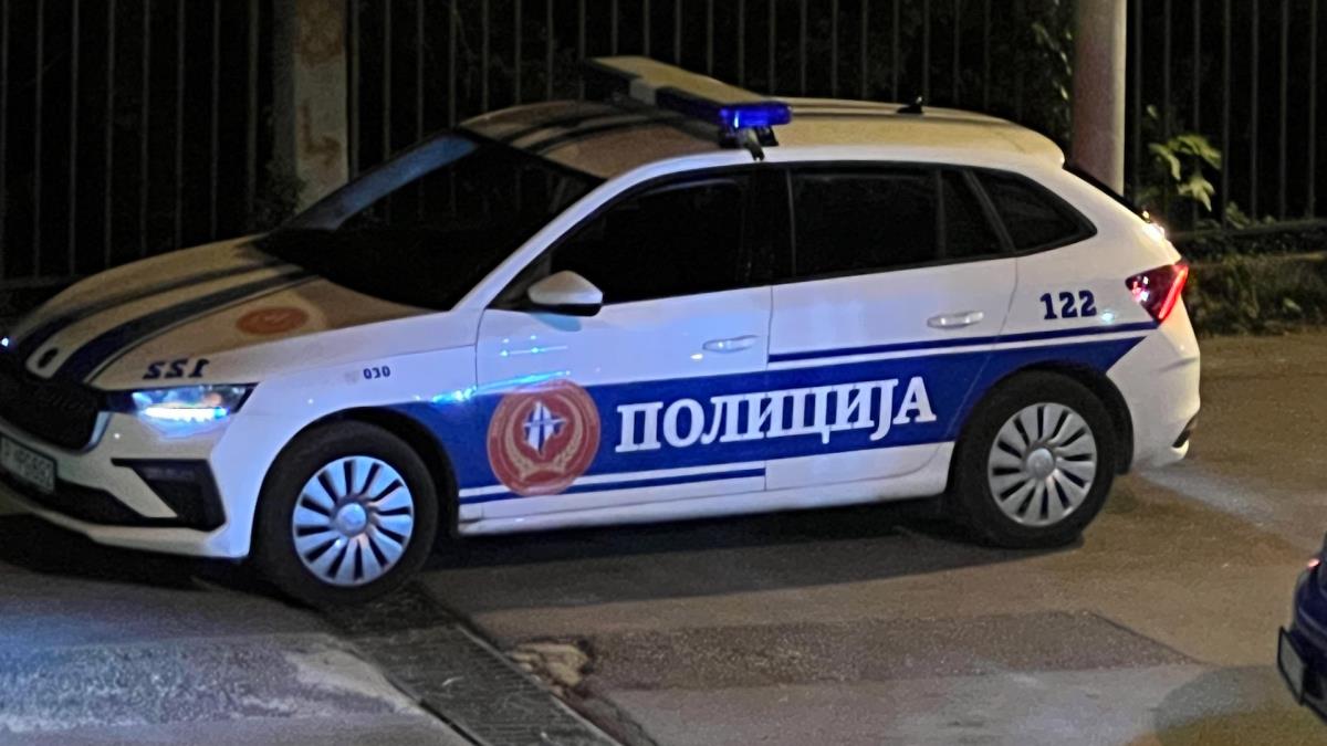 POHAPŠENI NADOMAK GRANICE U CRNOJ GORI Koristili lažne tablice i falsifikovanu vozačku dozvolu, evo kako im je policija ušla u trag