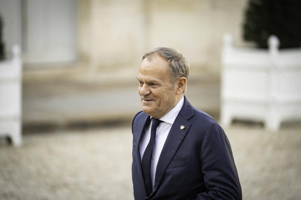 TUSK TEŠI ZELENSKOG: Nema razloga da EU ublaži sankcije Rusiji, neprihvatljivo bilo šta što može da pomogne Kremlju