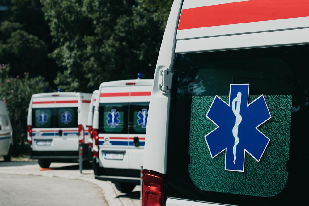 HOROR NASRED ULICE! Muškarac pao sa zgrade na devojku, ona poginula na mestu! Jeziva tragedija u Japanu
