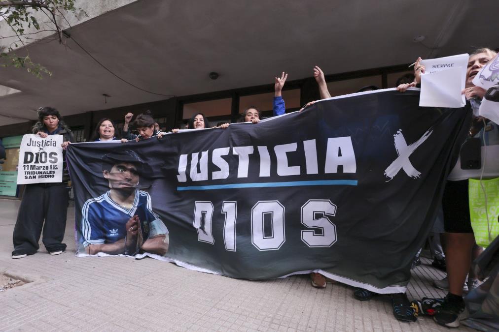 ARGENTINA PONOVO NA NOGAMA: Kreće novo suđenje zbog smrti Maradone - evo ko je sve na optuženičkoj klupi