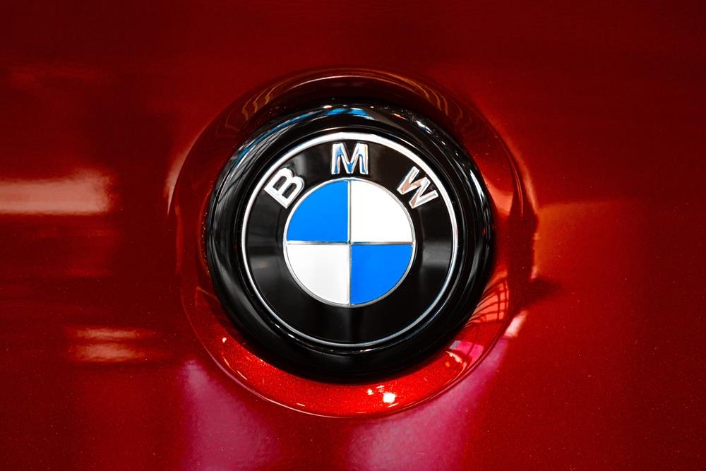 Novi alarm za vlasnike BMW-a: Više od 29.000 hibrid automobila ide na vanredni servis