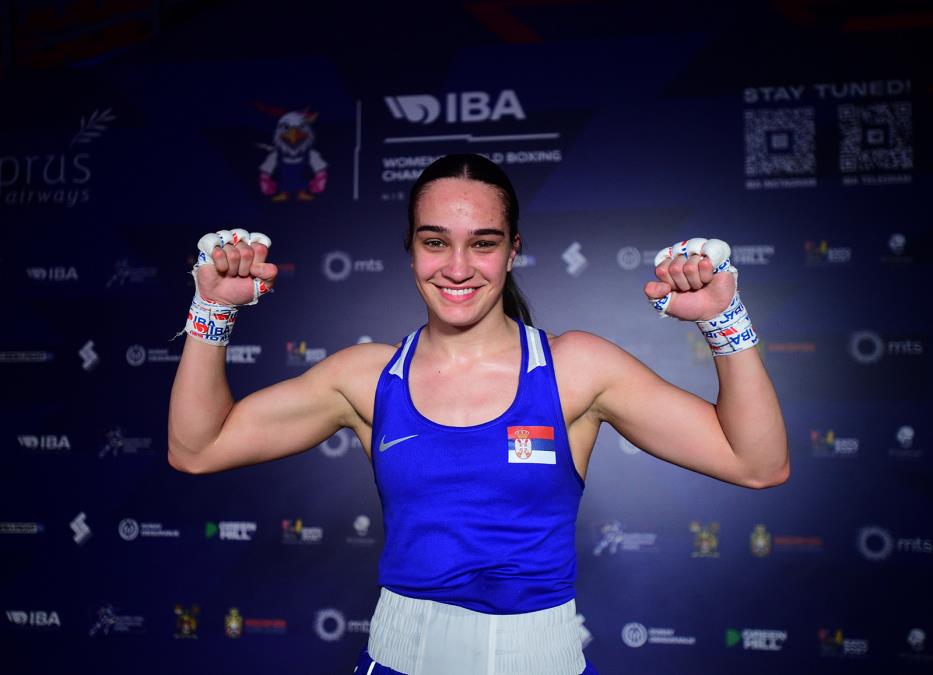 BRAVO! SRPKINJA NA FURIOZAN NAČIN KRENULA PO ZLATO! Sara Ćirković se plasirala u osminu finala Svetskog kupa!