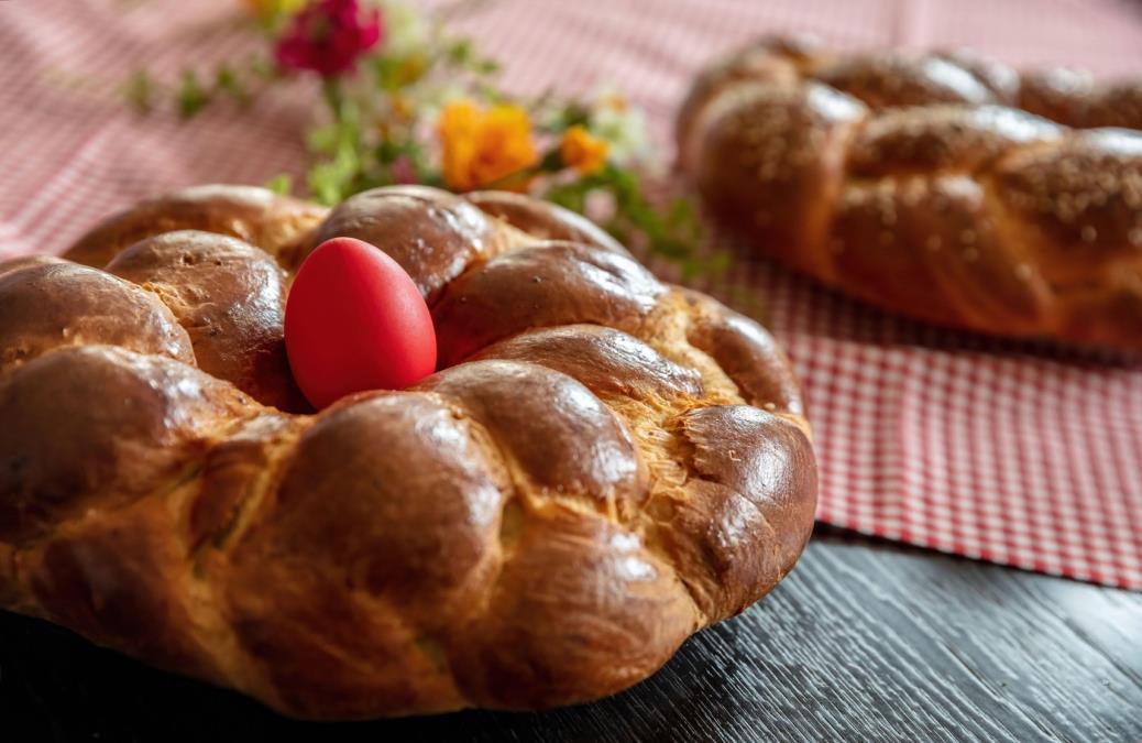 Tajna savršene Vaskršnje pogače: Jedan trik je čini mekanom i vazdušastom kao pamuk