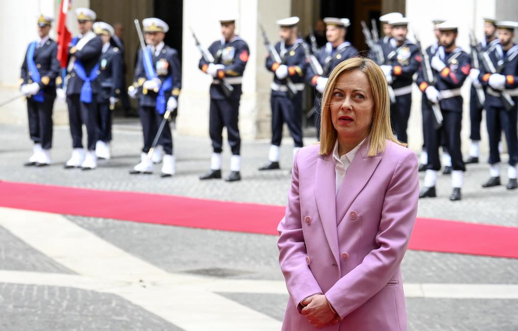 vance-meloni01-EPA-Riccardo-Antimiani.jpg?ts=2025-04-18T14:14:00