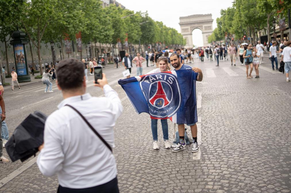 PSZ-Pariz-navijaci.jpeg?ts=2025-05-31T18:15:01