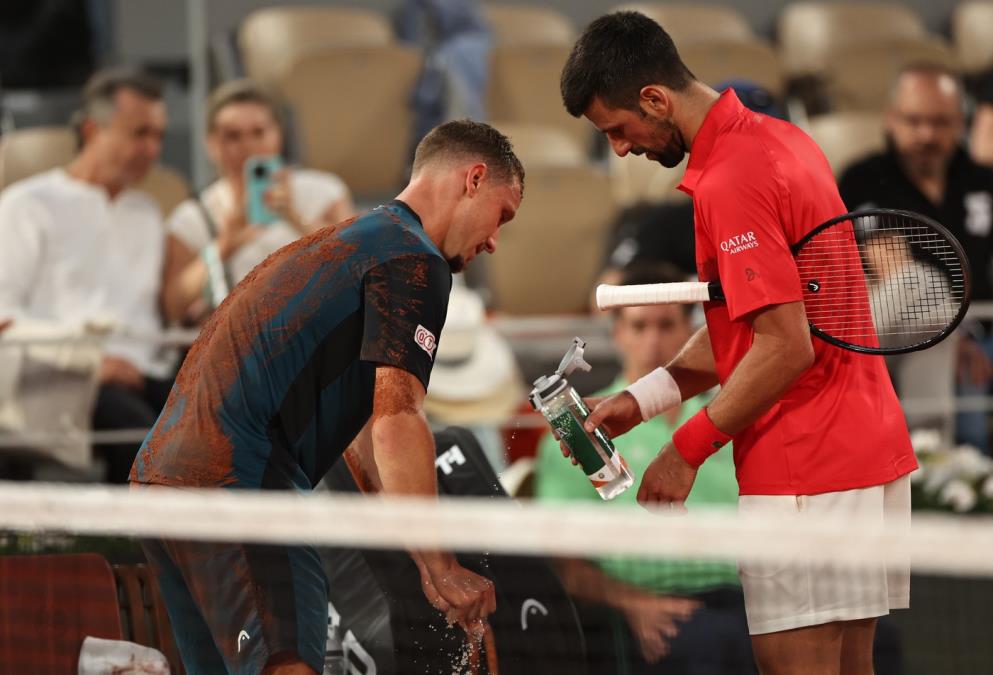Misolic-Djokovic.jpeg?ts=2025-06-01T13:34:47